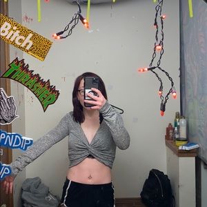 Gray long sleeved crop top
